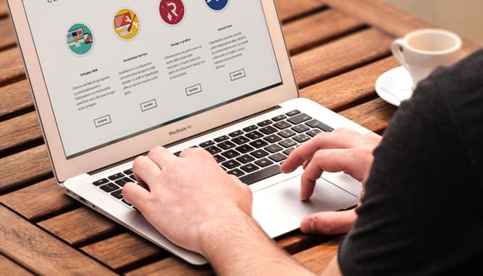 Developing Strategy Social Media Free Img